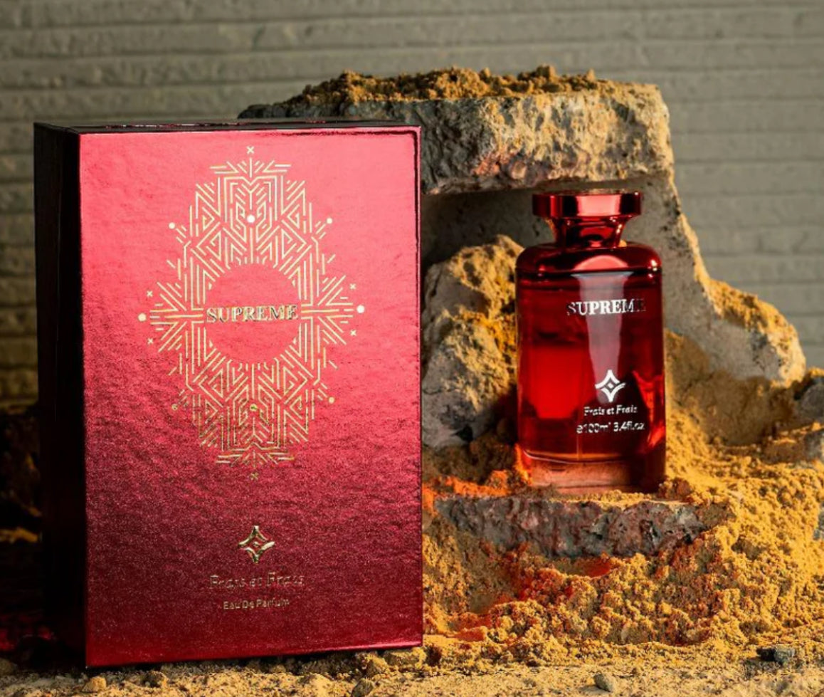 Supreme ( Frais et Frais )( Black opium over red )
